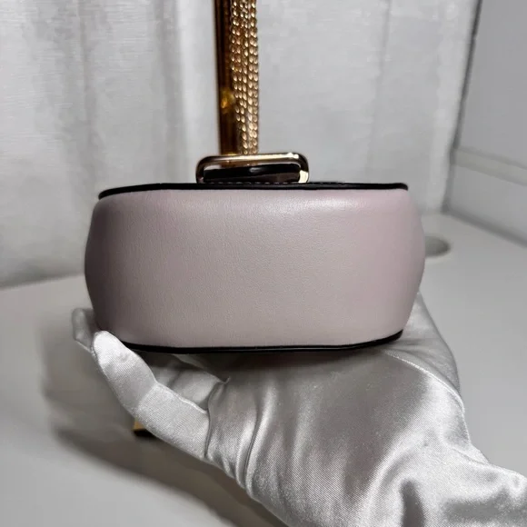 ❣️SOLD - Coach Morgan Card Case On A Chain - Picture 5 of 15